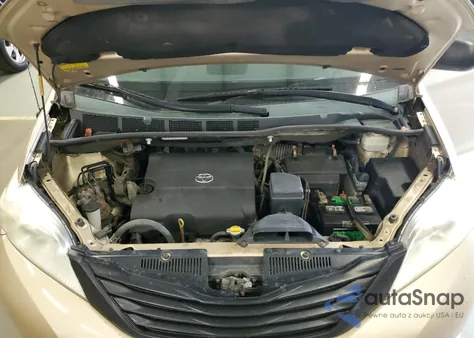 2013 Toyota Sienna from USA, damaged, VIN 5TDZK3DC4DS297610